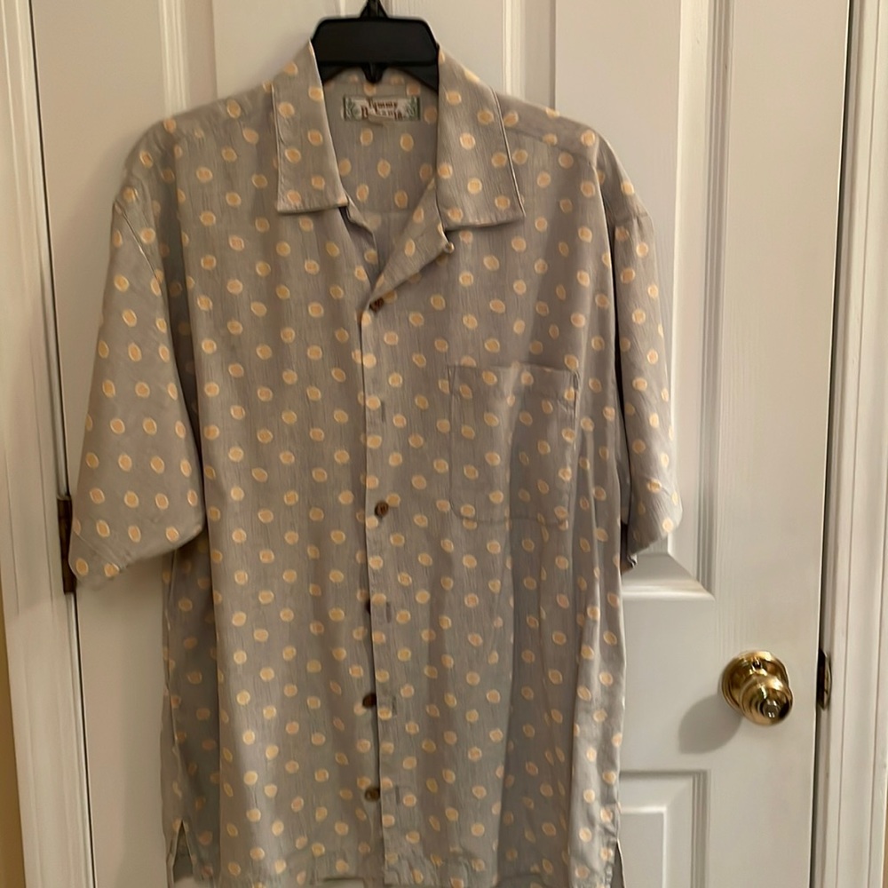 Tommy Bahama Camp Shirt, Size M